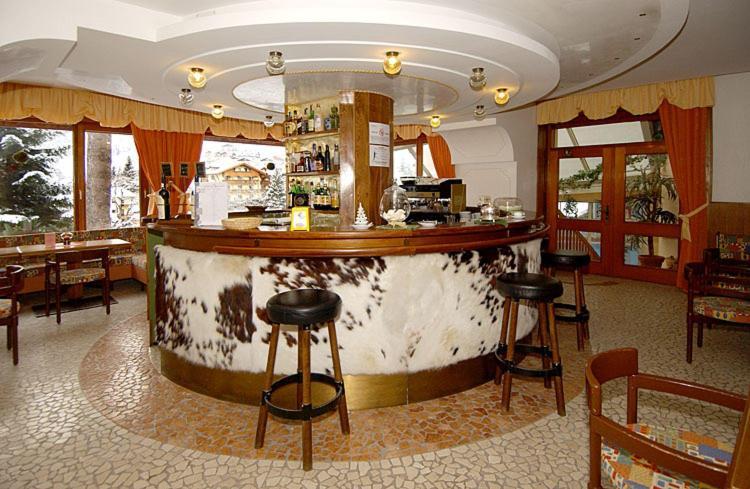 Hotel Catinaccio Rosengarten Моэна Экстерьер фото